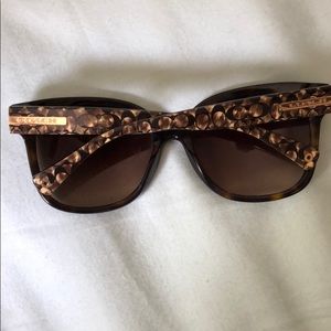 Coach woman’s sunglasses